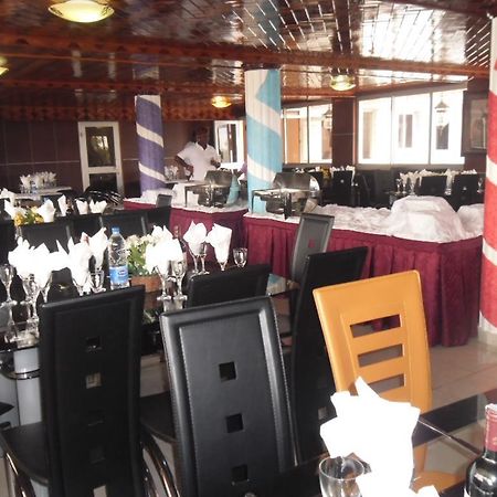 Afrique Hotel Douala Airport Εξωτερικό φωτογραφία