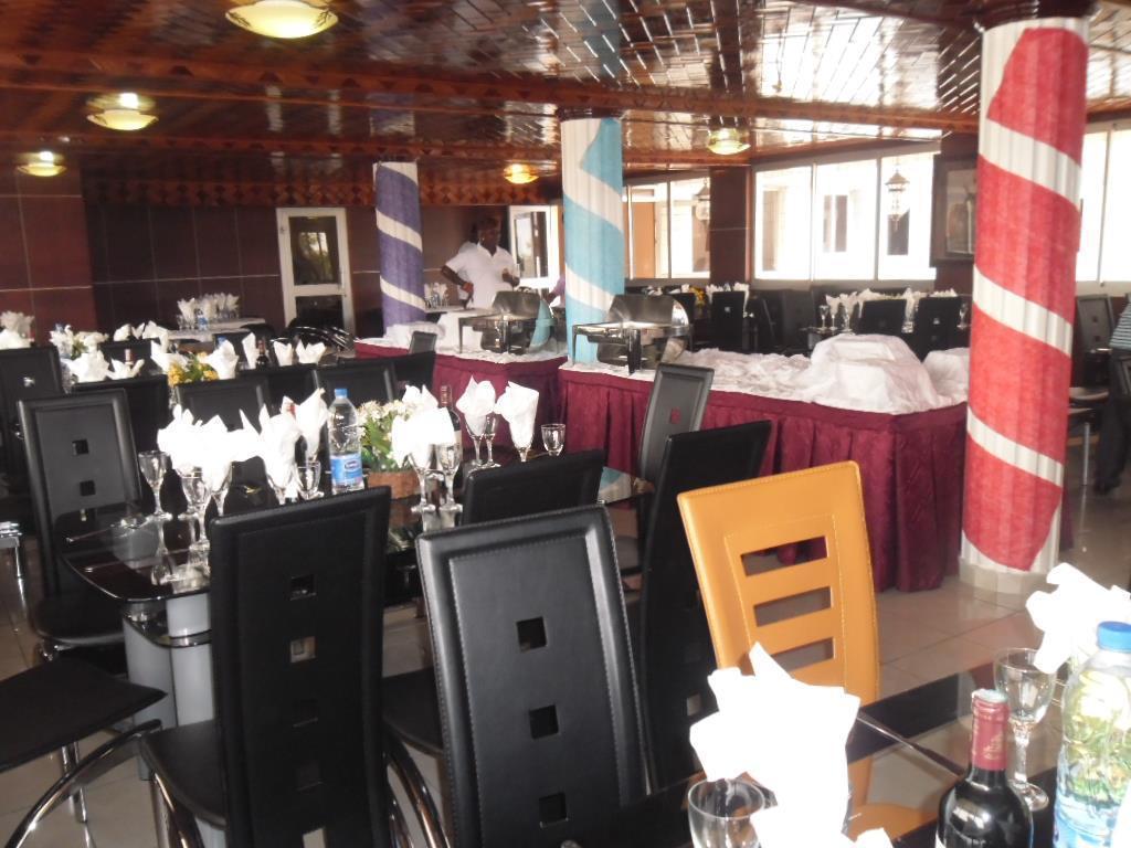 Afrique Hotel Douala Airport Εξωτερικό φωτογραφία