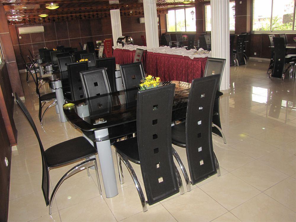 Afrique Hotel Douala Airport Εξωτερικό φωτογραφία