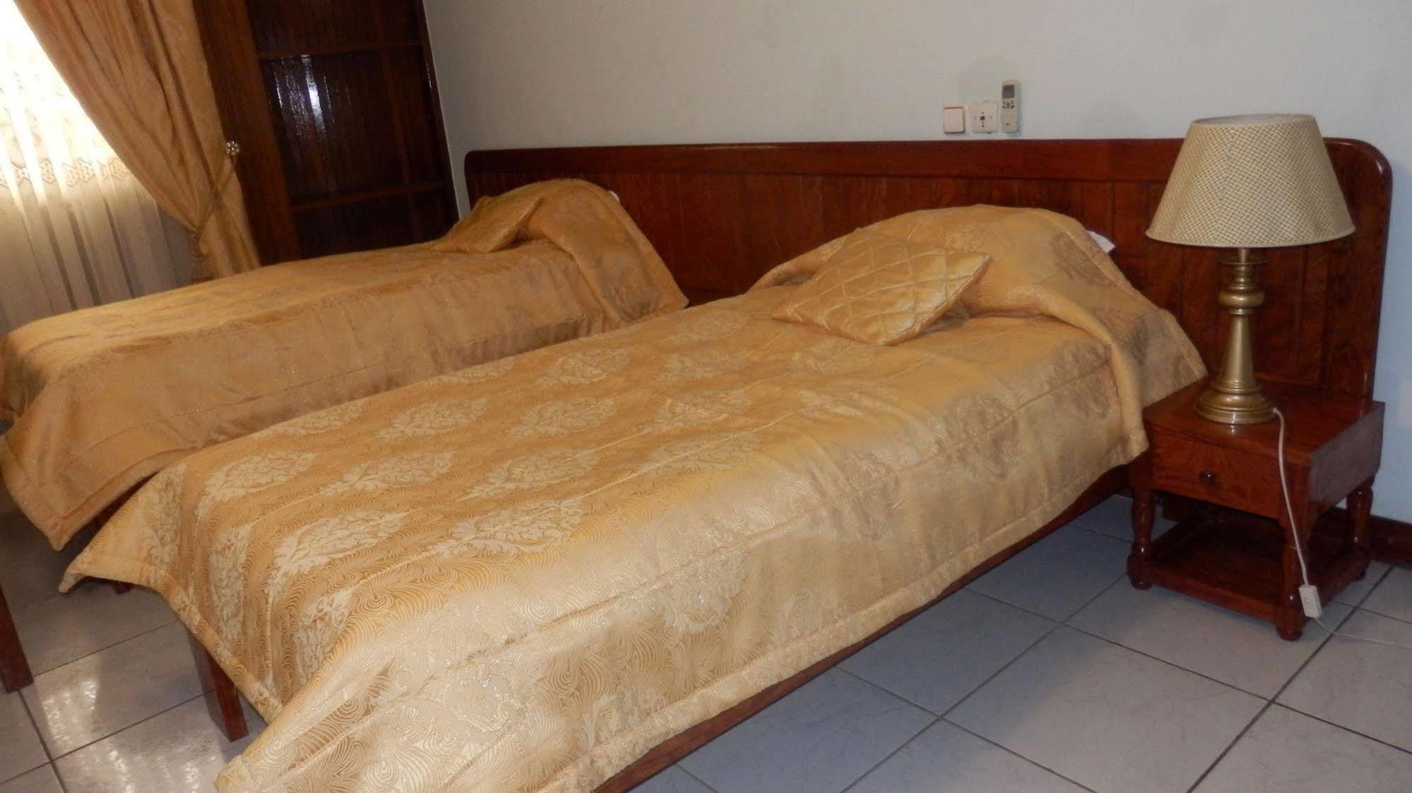 Afrique Hotel Douala Airport Εξωτερικό φωτογραφία